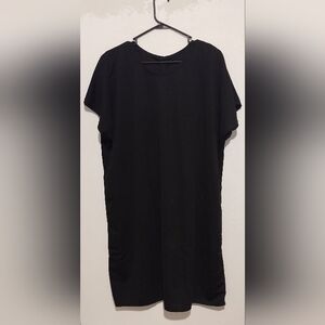No label black dress